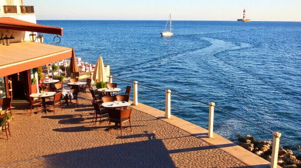 Top restaurants en bord de mer à Cap d'Agde pour des spécialités